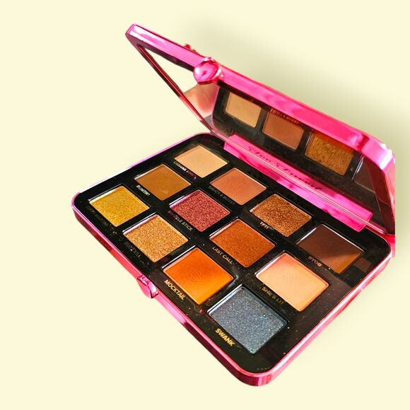 Too Faced Palm Spring Dreams palette - Picture 4 of 4